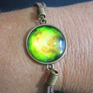 New World Glass Bracelet Astro Galactic Cabochon Bronze Tone Leather Unisex 7"